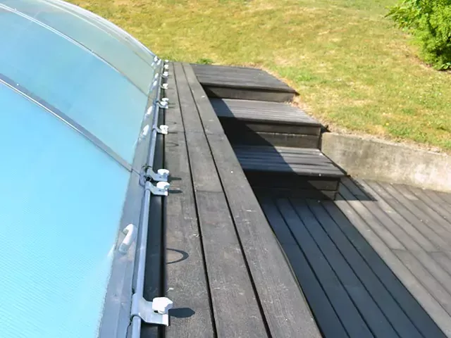 terrasse-de-piscine-671fae493a6e4