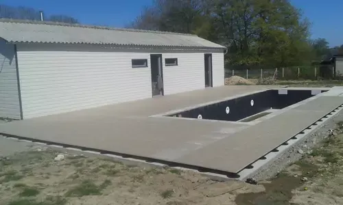 terrasse-piscine-r-671fae4a84c00